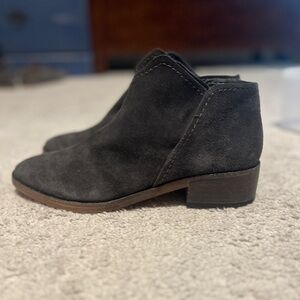 Dolce Vita Gray Suede Chelsea Boots 7.5